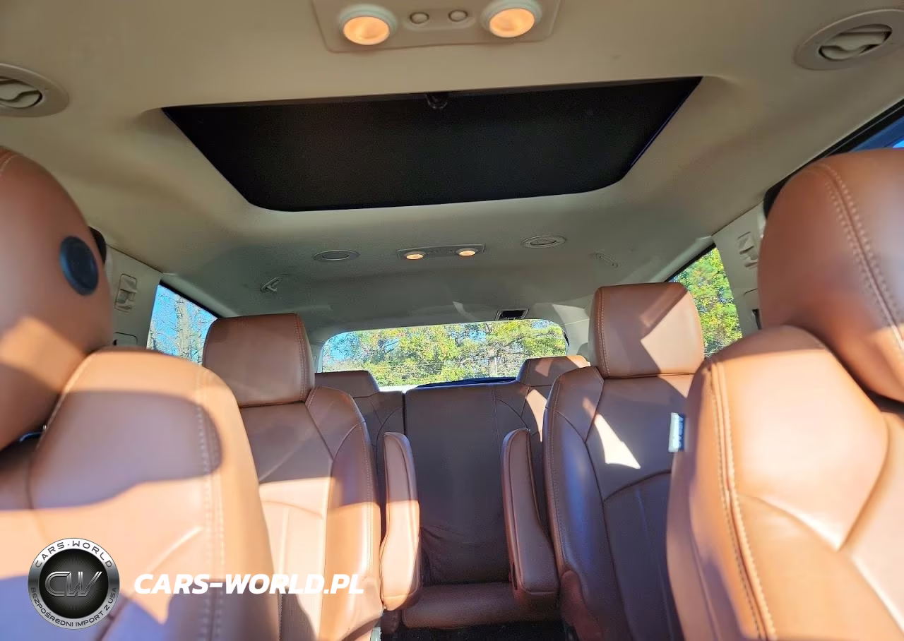 2017 Chevrolet Traverse Premier VIN:1GNKVJKD1HJ153435 - 10