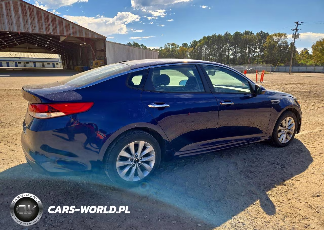 2017 Kia Optima Lx VIN:5XXGT4L37HG140561 - 3