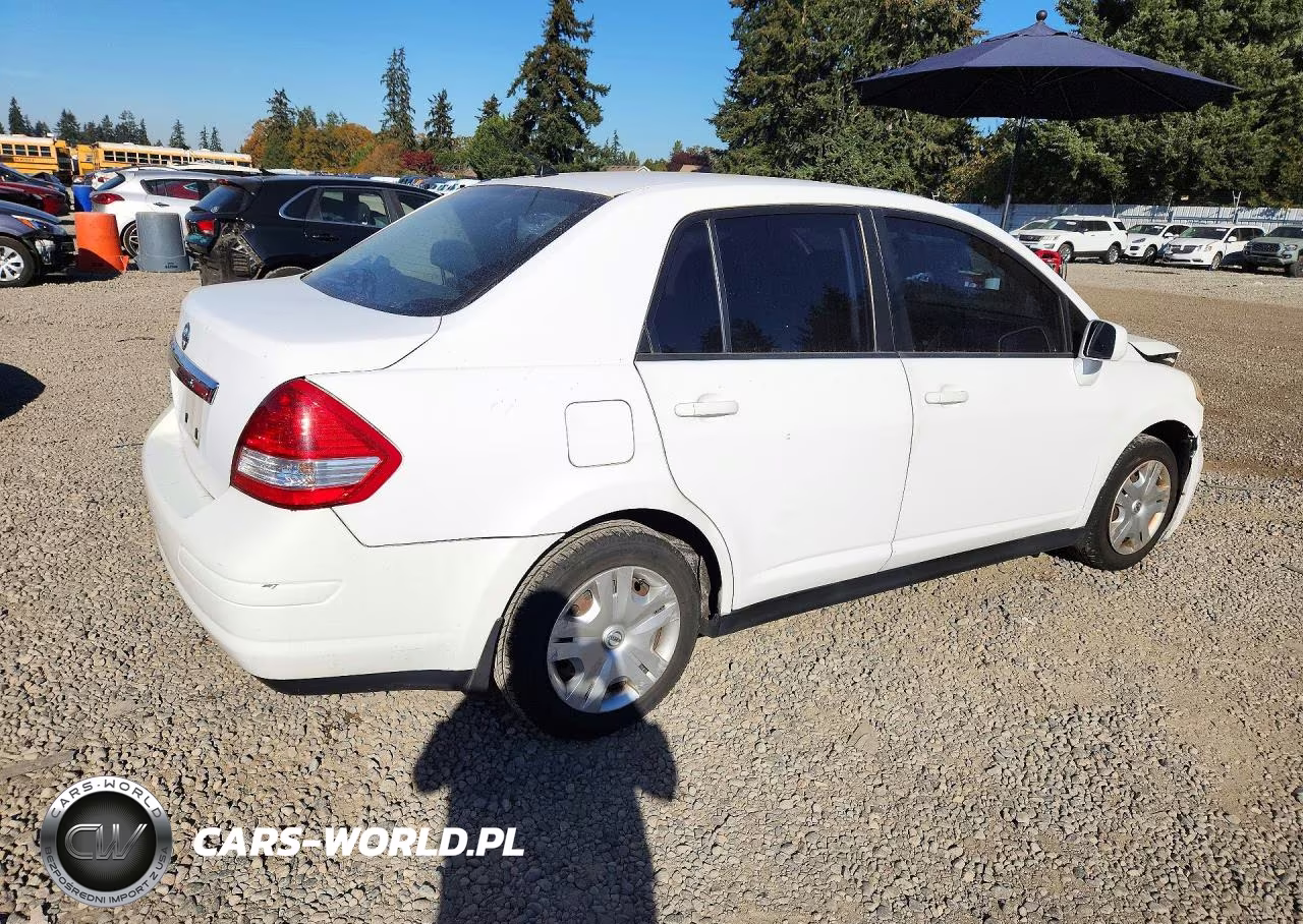 2010 Nissan Versa 1.8 S VIN:3N1BC1AP7AL434585 - 3