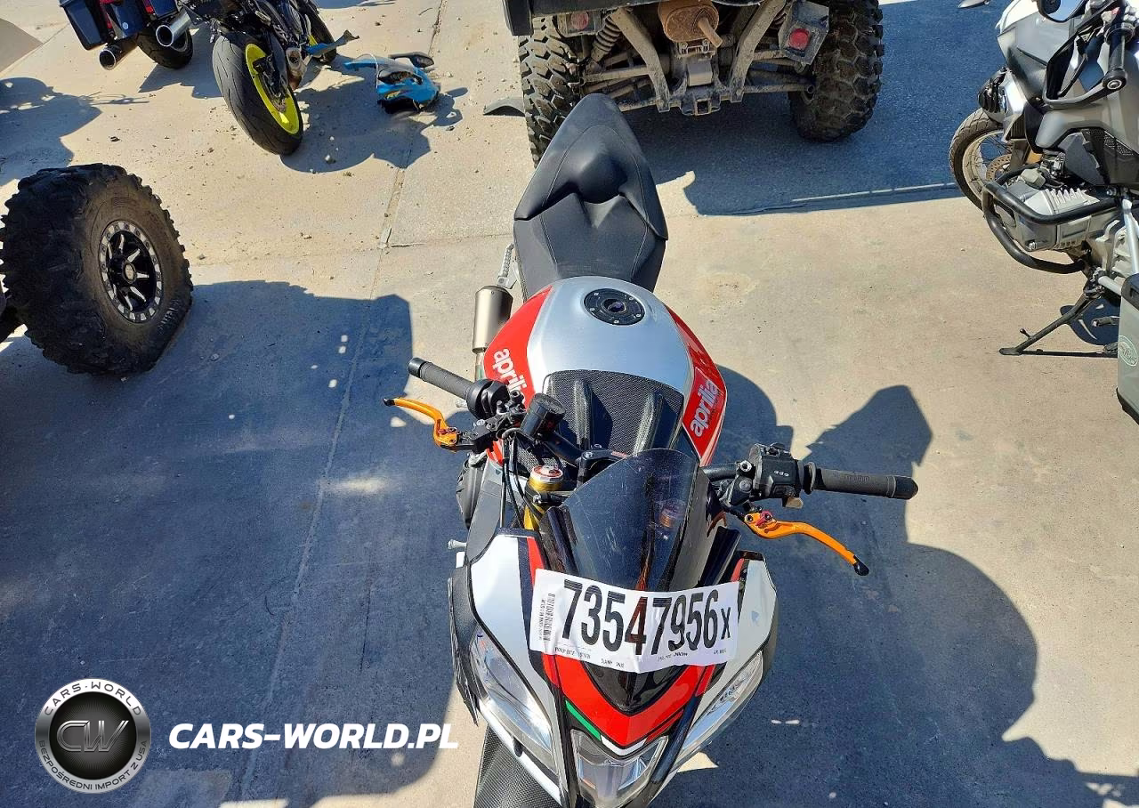 2018 Aprilia Tuono V4 1100 Rr VIN:ZD4KGU00XJS000657 - 5