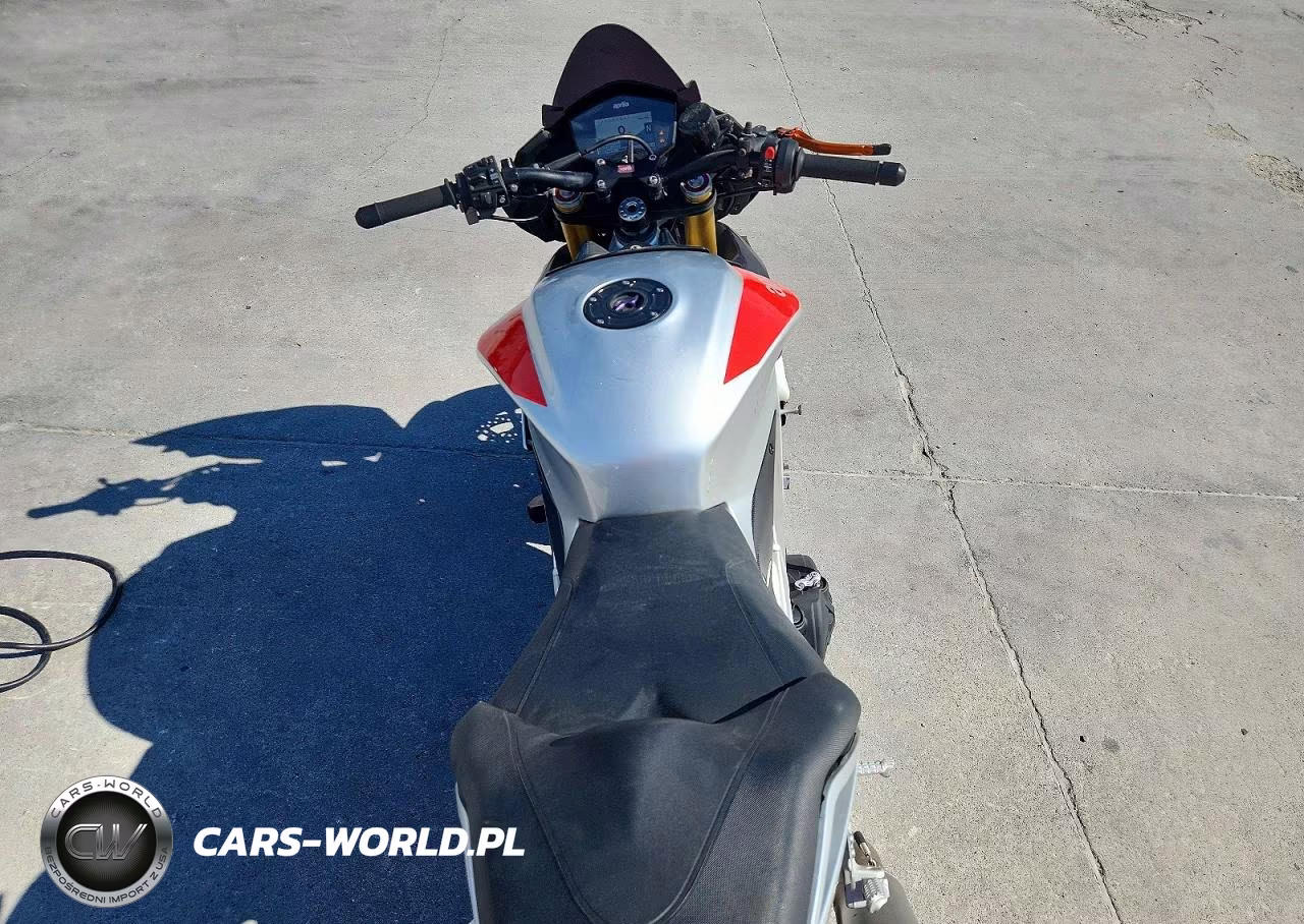 2018 Aprilia Tuono V4 1100 Rr VIN:ZD4KGU00XJS000657 - 6