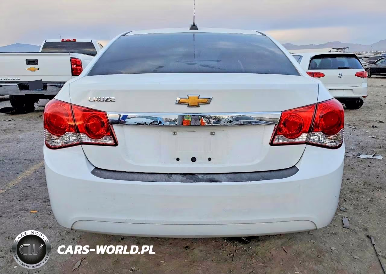 2015 Chevrolet Cruze Ls VIN:1G1PA5SH8F7193521 - 6