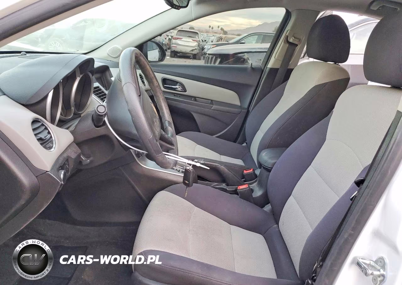 2015 Chevrolet Cruze Ls VIN:1G1PA5SH8F7193521 - 7