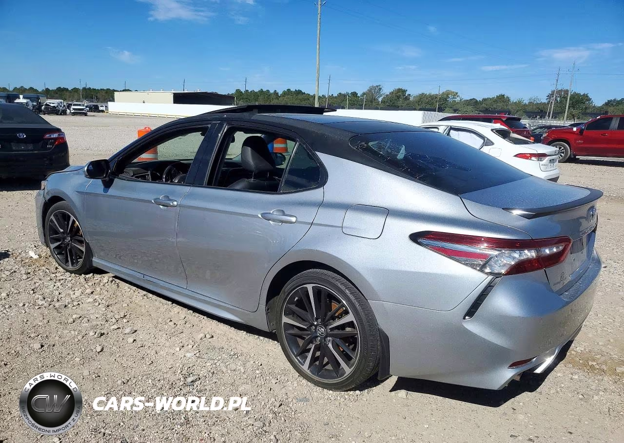 2018 Toyota Camry Xse VIN:4T1B61HKXJU115343 - 2