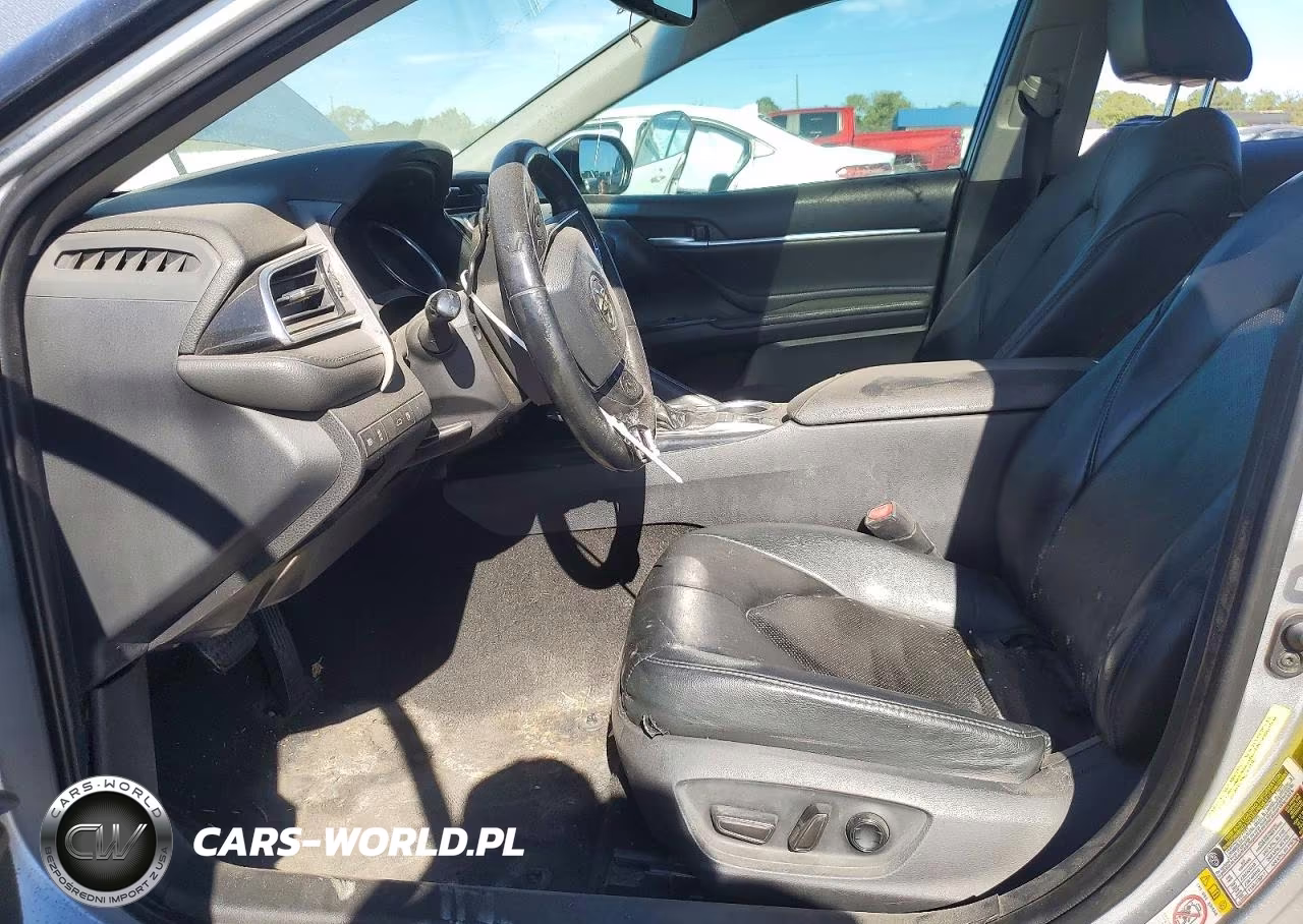 2018 Toyota Camry Xse VIN:4T1B61HKXJU115343 - 7