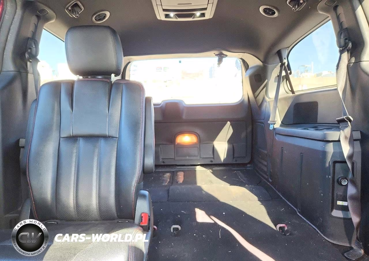 2019 Dodge Grand Caravan Gt VIN:2C4RDGEG5KR742509 - 10
