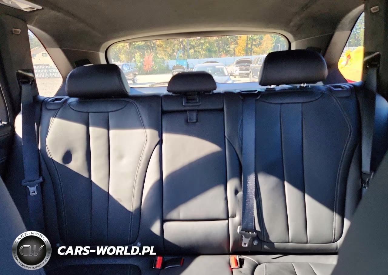2018 BMW X5 M VIN:5YMKT6C50J0Y83598 - 10