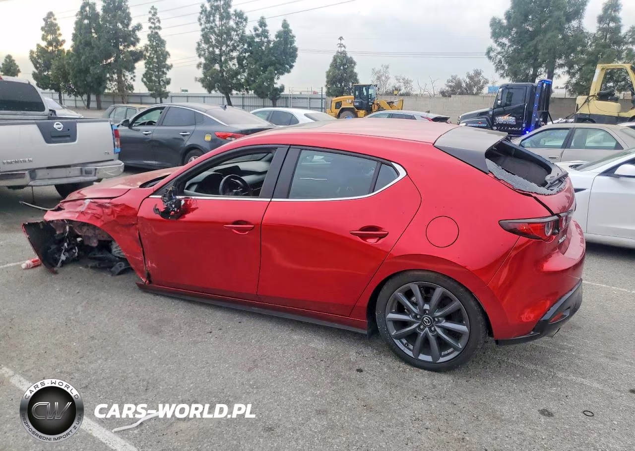2024 Mazda 3 Preferred VIN:JM1BPALM5R1700550 - 2