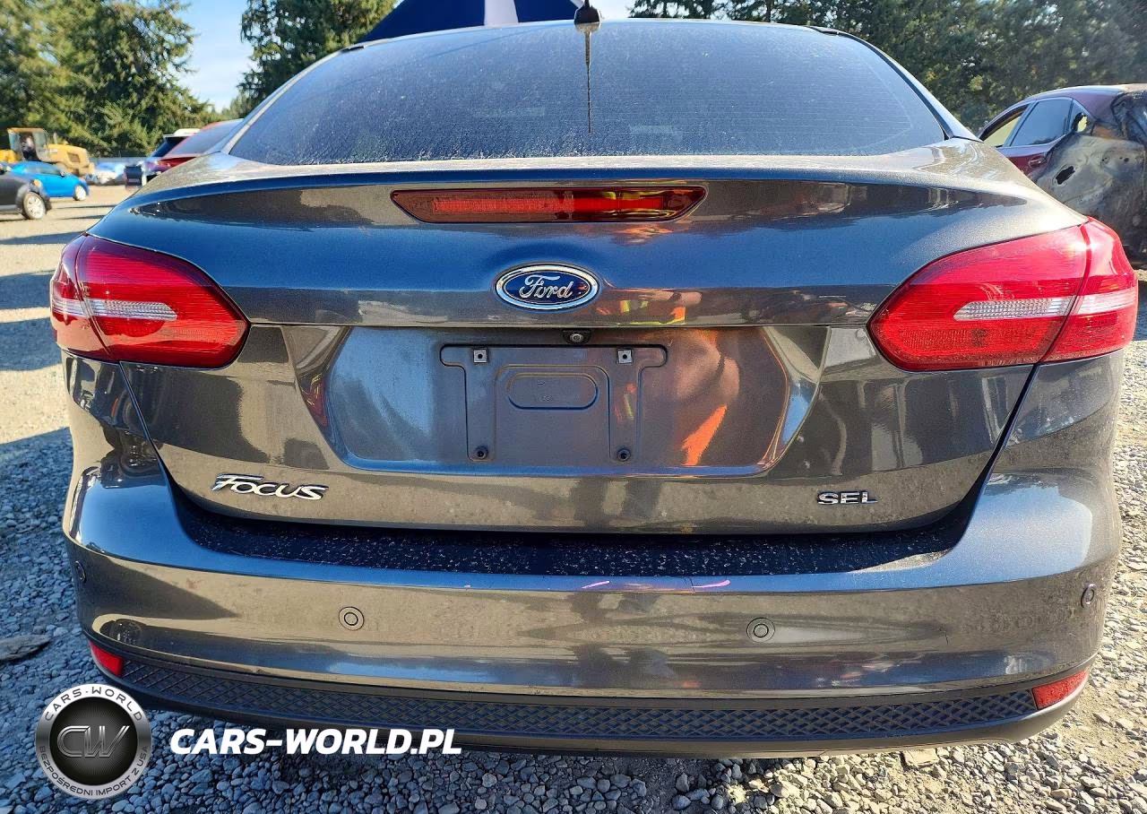 2017 Ford Focus Sel VIN:1FADP3H22HL248982 - 6