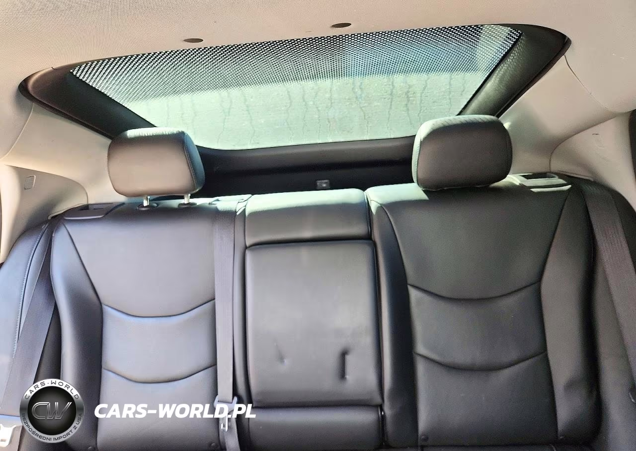 2018 Chevrolet Volt Premier VIN:1G1RB6S58JU104817 - 10