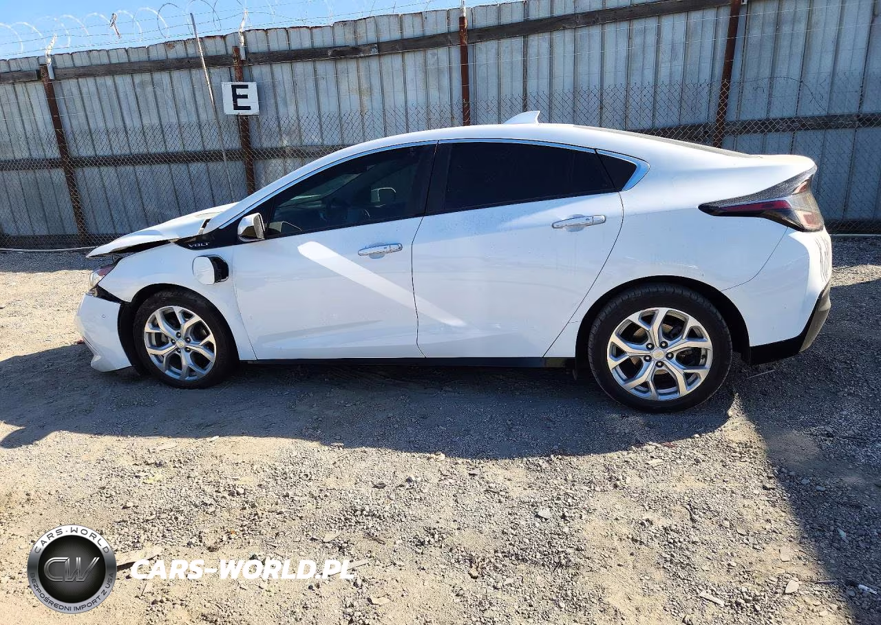 2018 Chevrolet Volt Premier VIN:1G1RB6S58JU104817 - 2