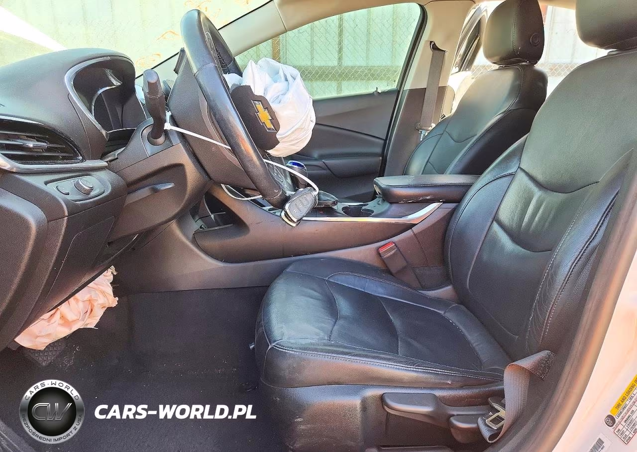 2018 Chevrolet Volt Premier VIN:1G1RB6S58JU104817 - 7