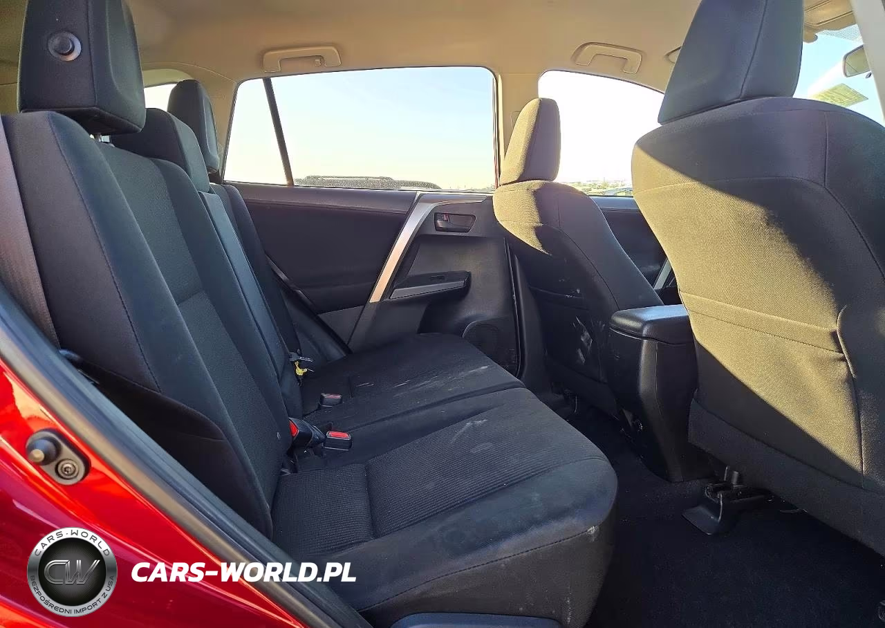 2018 Toyota Rav4 Le VIN:JTMZFREVXJD120008 - 11