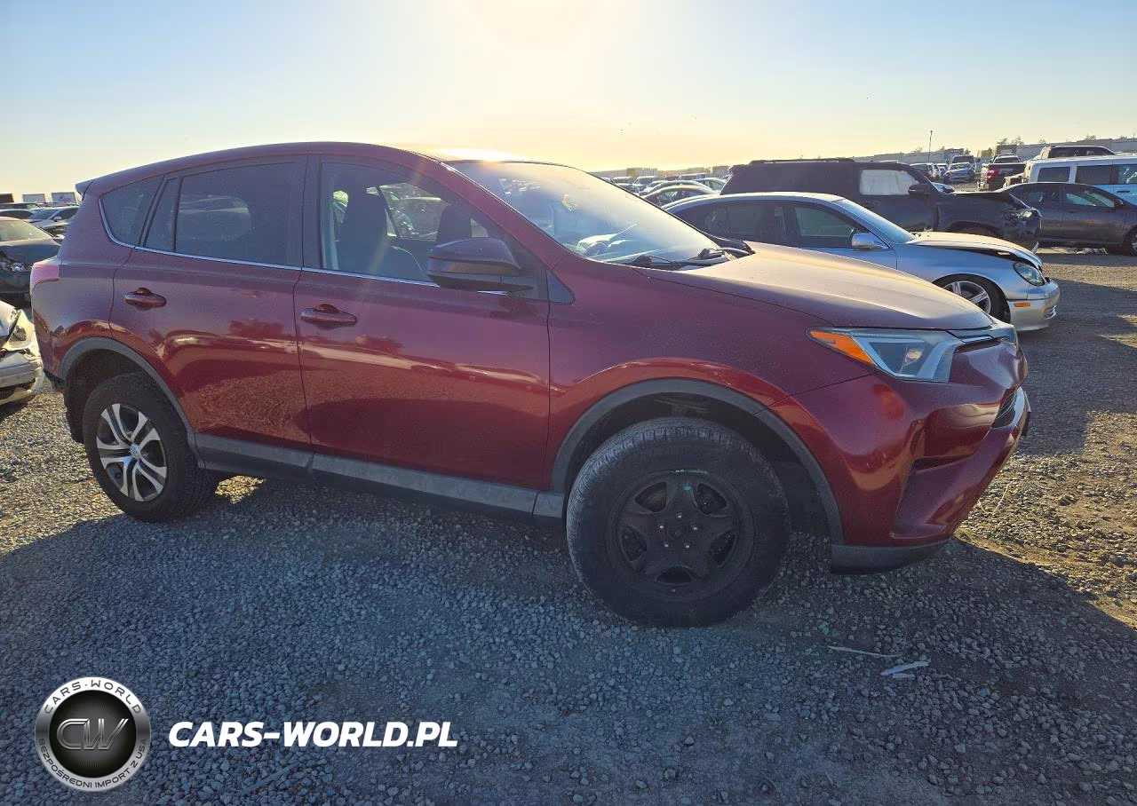 2018 Toyota Rav4 Le VIN:JTMZFREVXJD120008 - 4