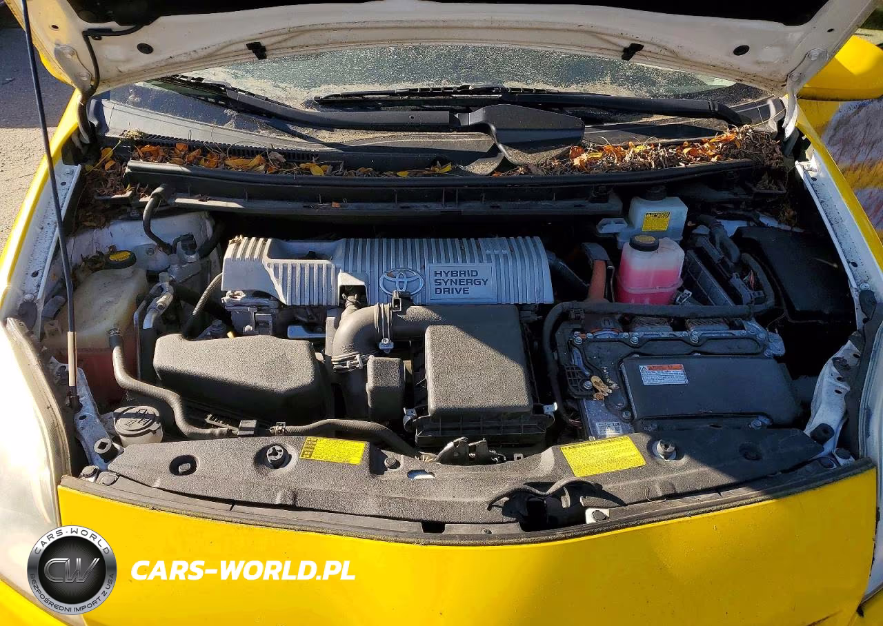 2013 Toyota Prius Two VIN:JTDKN3DU7D5541810 - 12