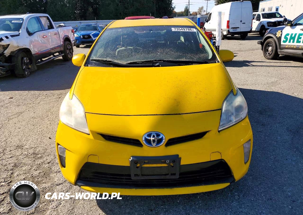 2013 Toyota Prius Two VIN:JTDKN3DU7D5541810 - 5