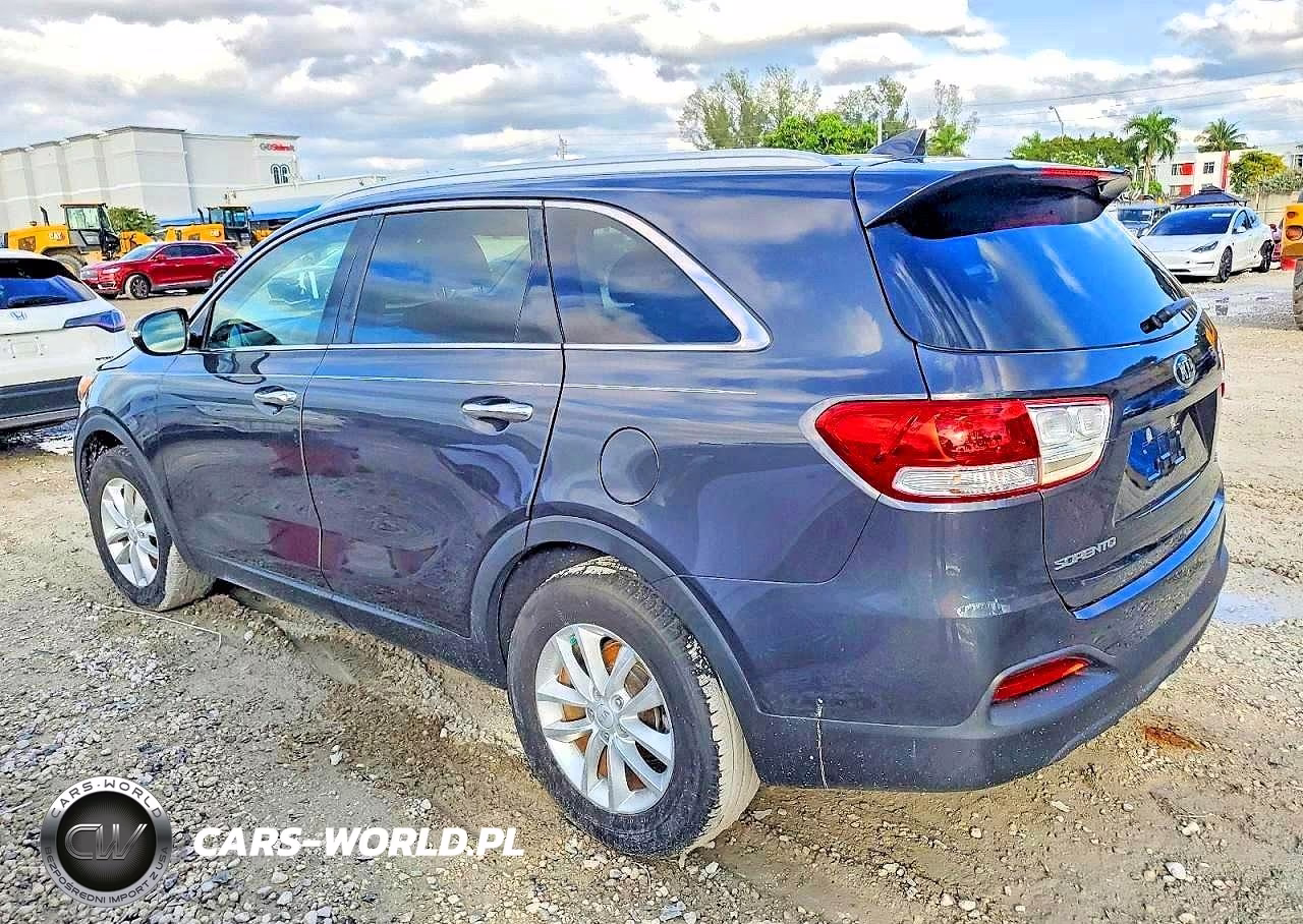 2018 Kia Sorento Lx VIN:5XYPG4A38JG344438 - 2