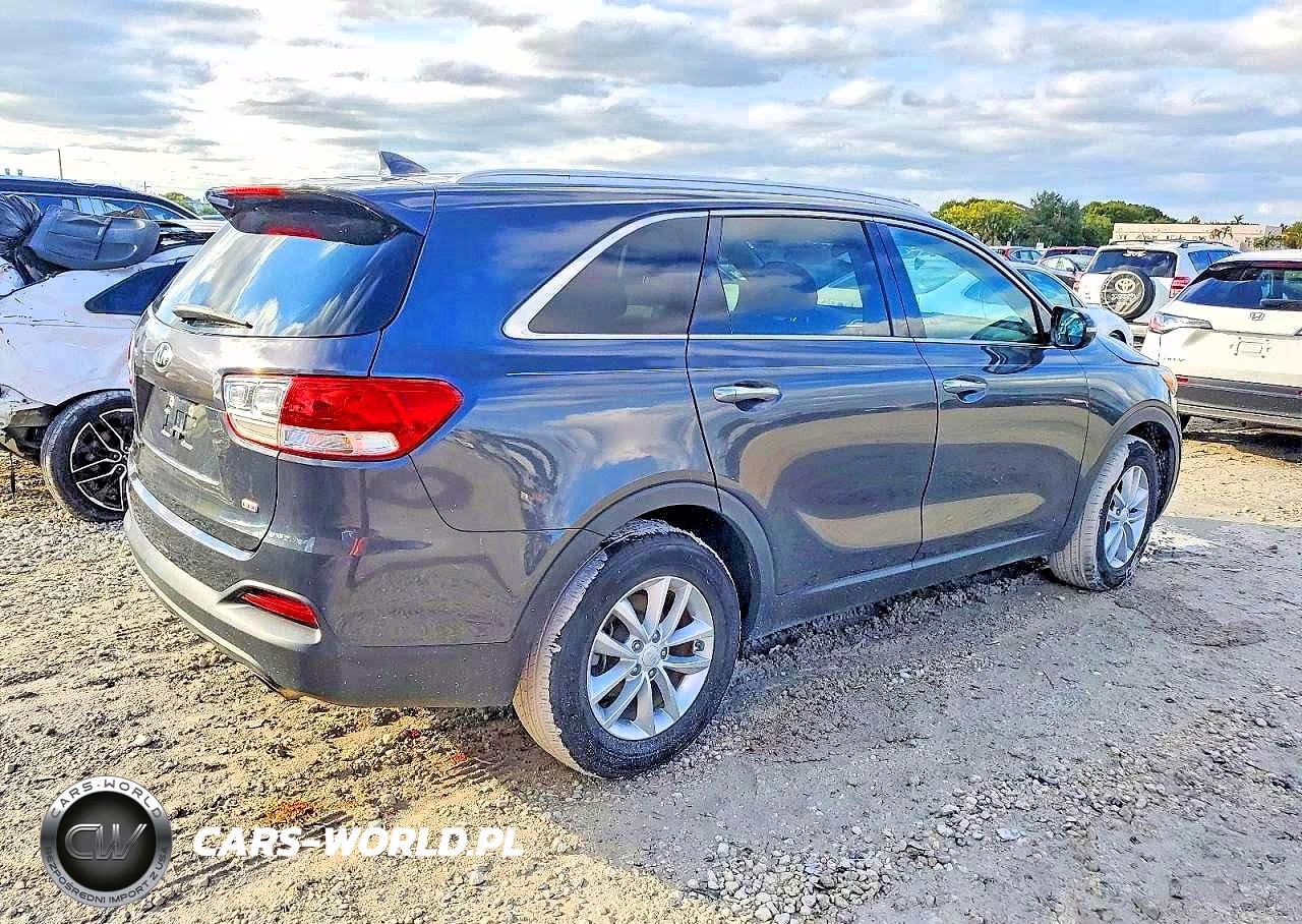 2018 Kia Sorento Lx VIN:5XYPG4A38JG344438 - 3