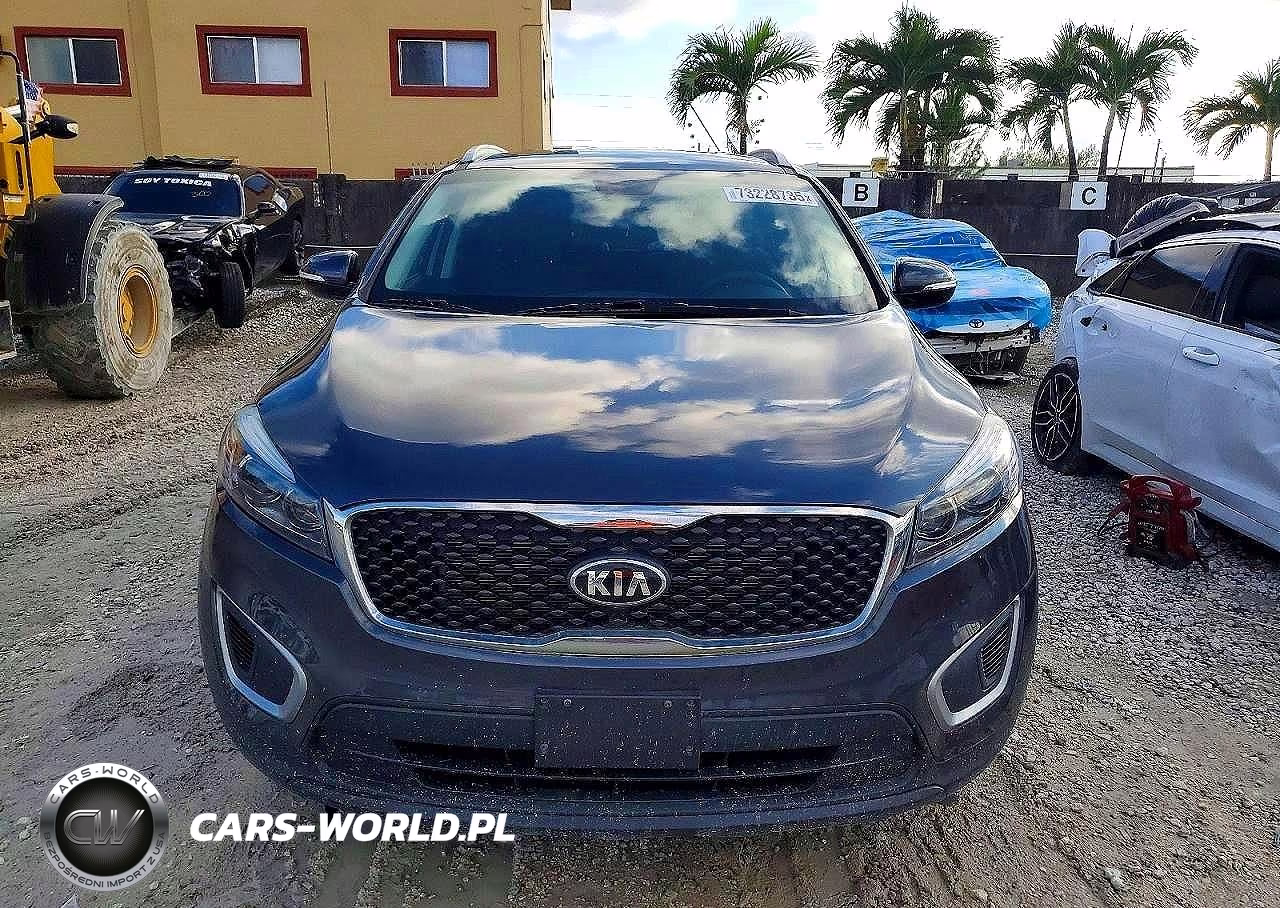 2018 Kia Sorento Lx VIN:5XYPG4A38JG344438 - 5