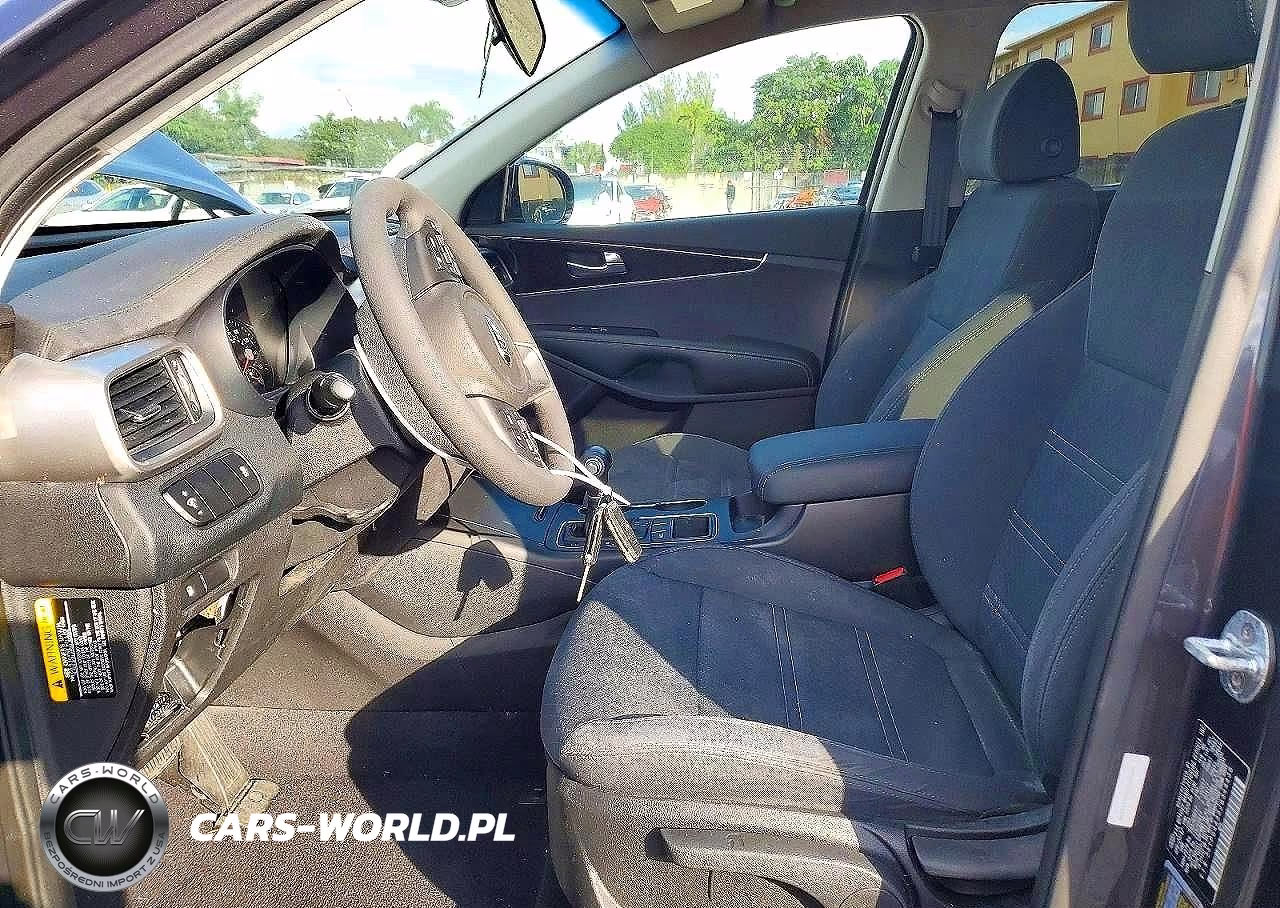 2018 Kia Sorento Lx VIN:5XYPG4A38JG344438 - 7