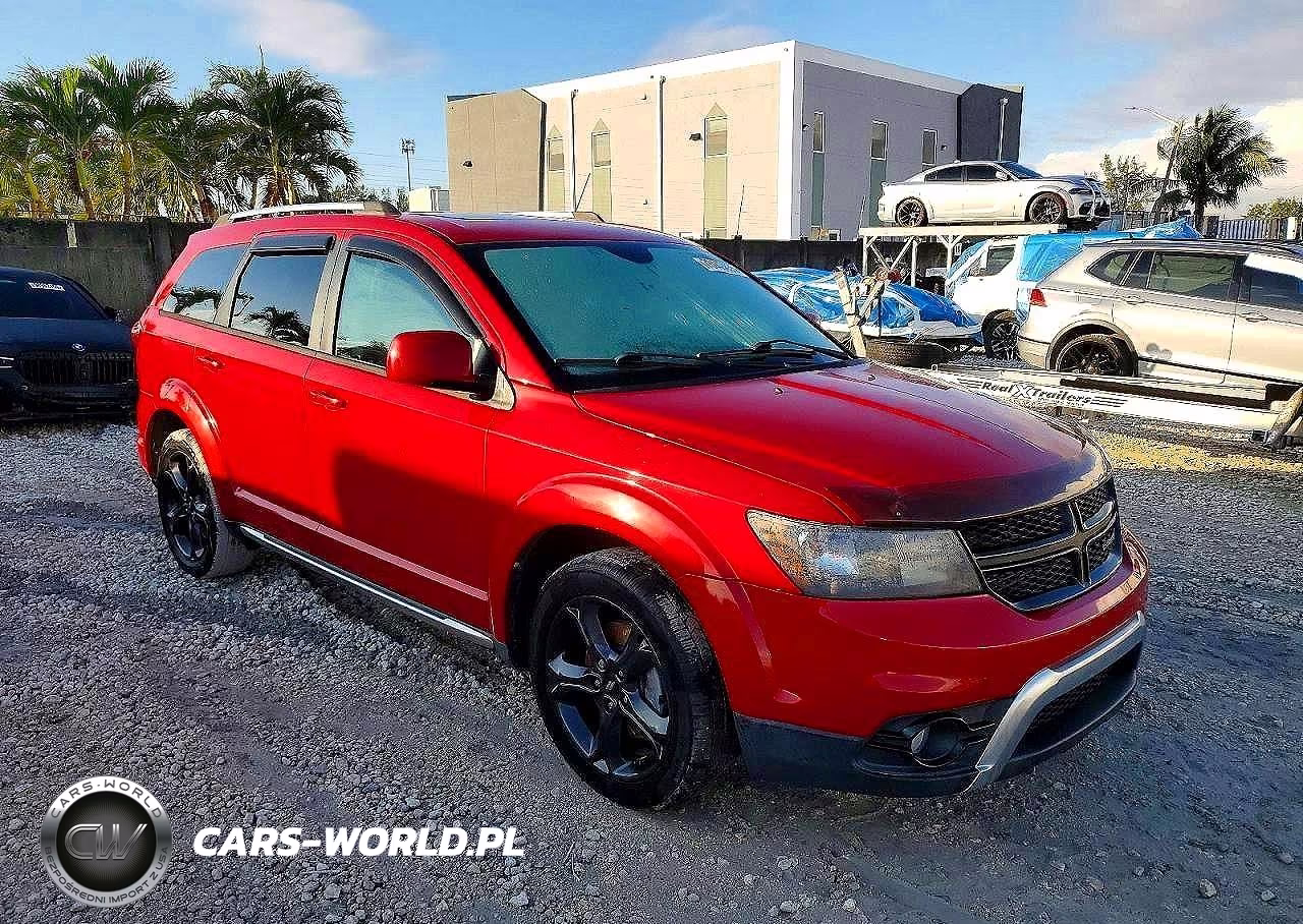 2018 Dodge Journey Crossroad VIN:3C4PDCGBXJT252063 - 4