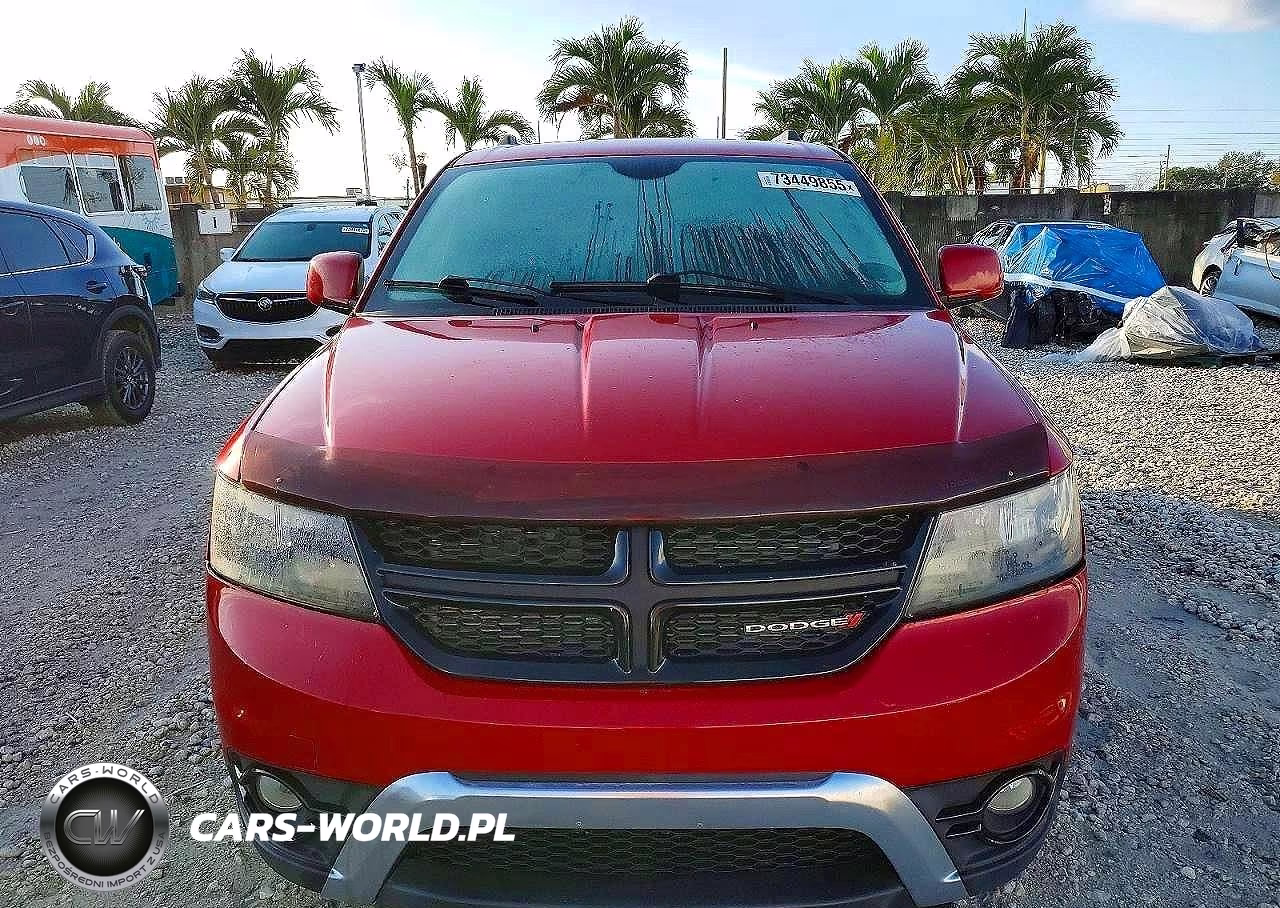 2018 Dodge Journey Crossroad VIN:3C4PDCGBXJT252063 - 5