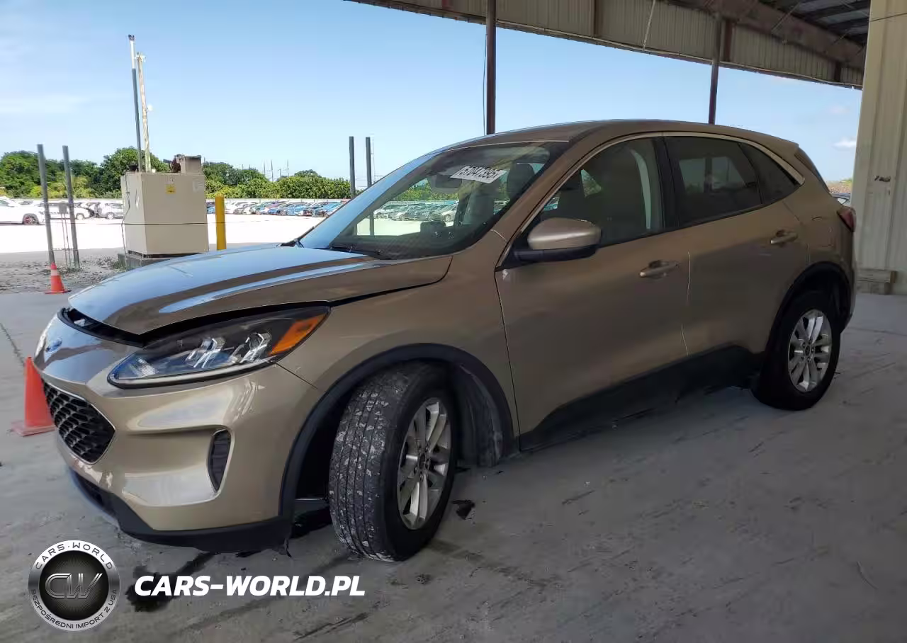2021 Ford Escape Se