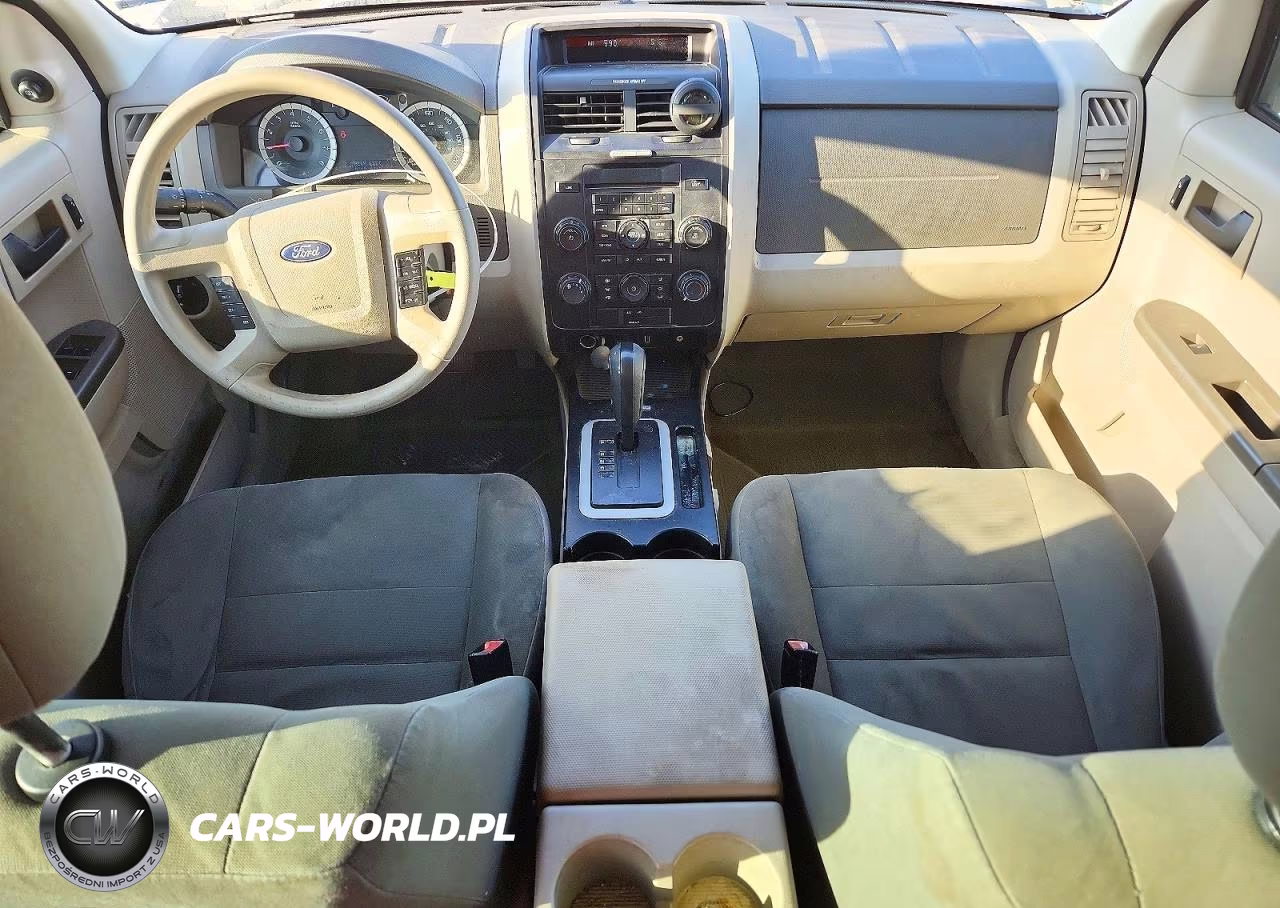 2012 Ford Escape Xls VIN:1FMCU0C77CKA75048 - 8