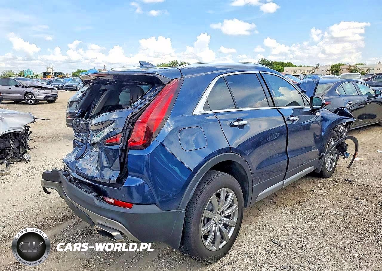 2021 Cadillac Xt4 Premium Luxury VIN:1GYFZCR43MF028086 - 3