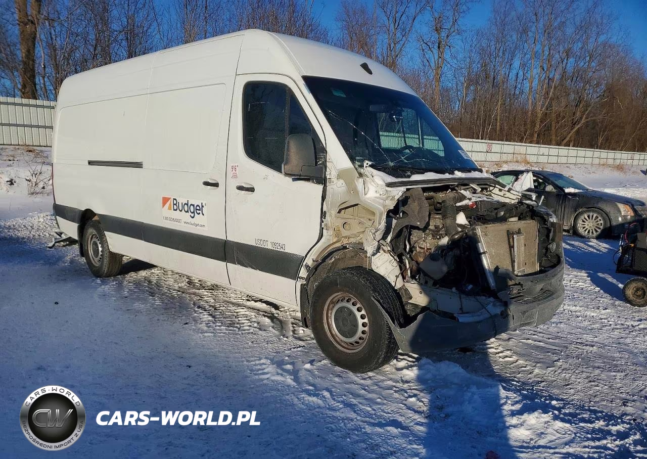 2021 Freightliner Sprinter 2500 Delivery Van VIN:W2Y40CHY0MT063079 - 4