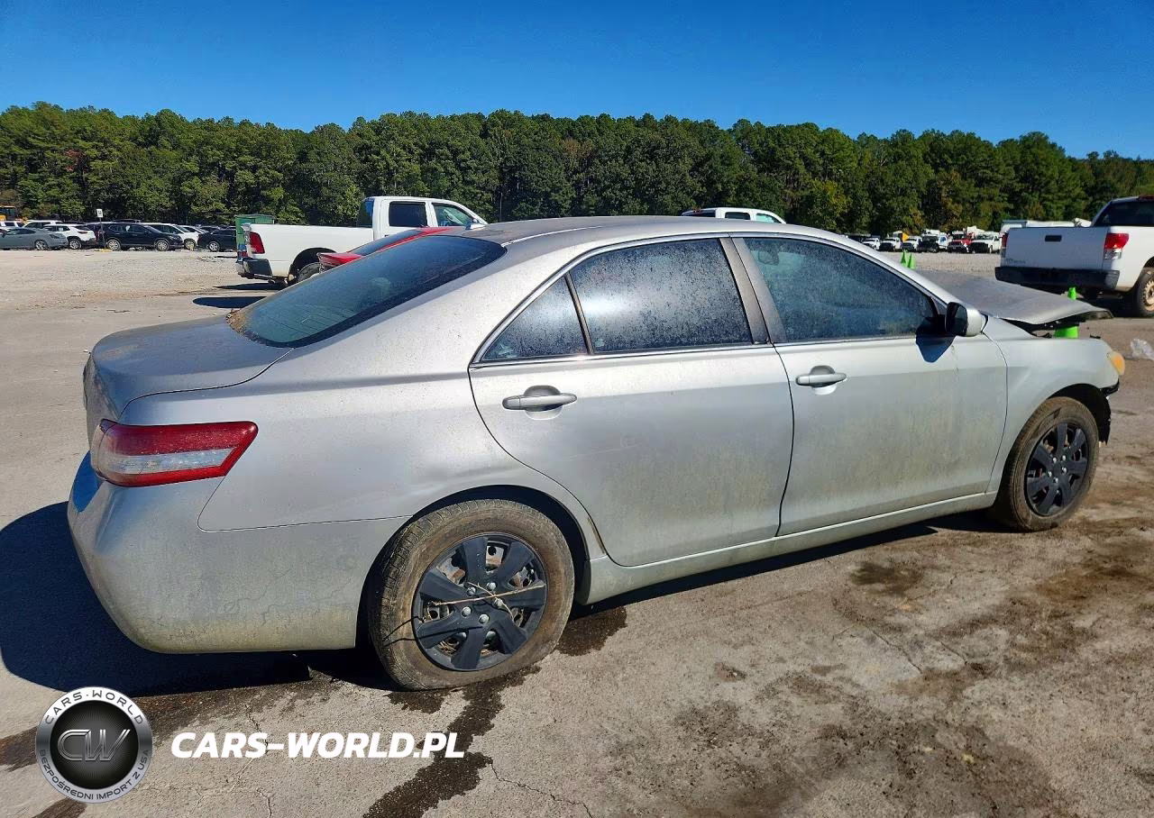 2011 Toyota Camry Le VIN:4T1BF3EK7BU765555 - 3