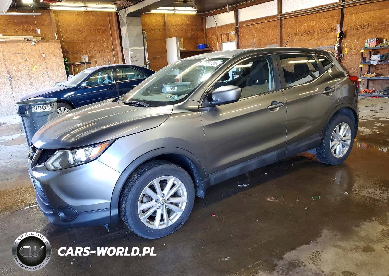 2017 Nissan Rogue Sport S