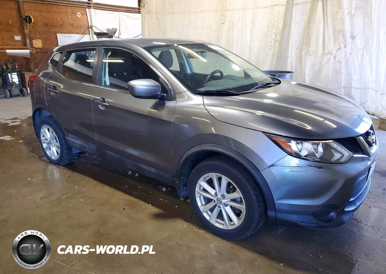 2017 Nissan Rogue Sport S VIN:JN1BJ1CR1HW129642 - 4
