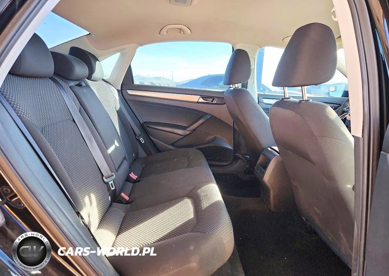 2013 Volkswagen Passat S VIN:1VWAP7A39DC082474 - 10