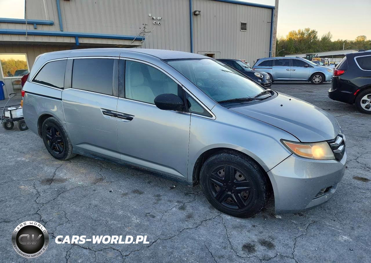 2016 Honda Odyssey Lx VIN:5FNRL5H27GB076814 - 4
