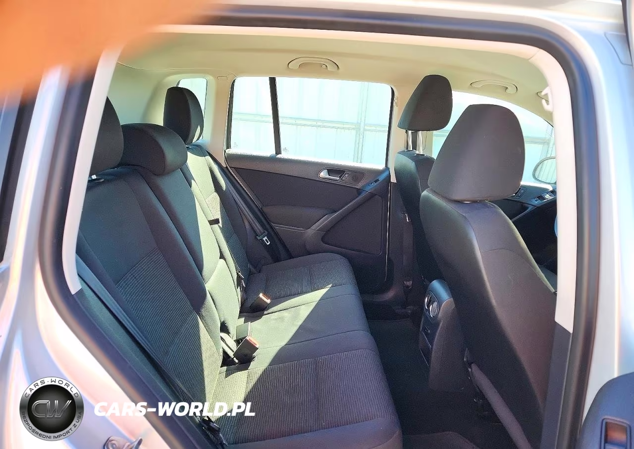 2013 Volkswagen Tiguan S VIN:WVGAV3AX4DW591645 - 11