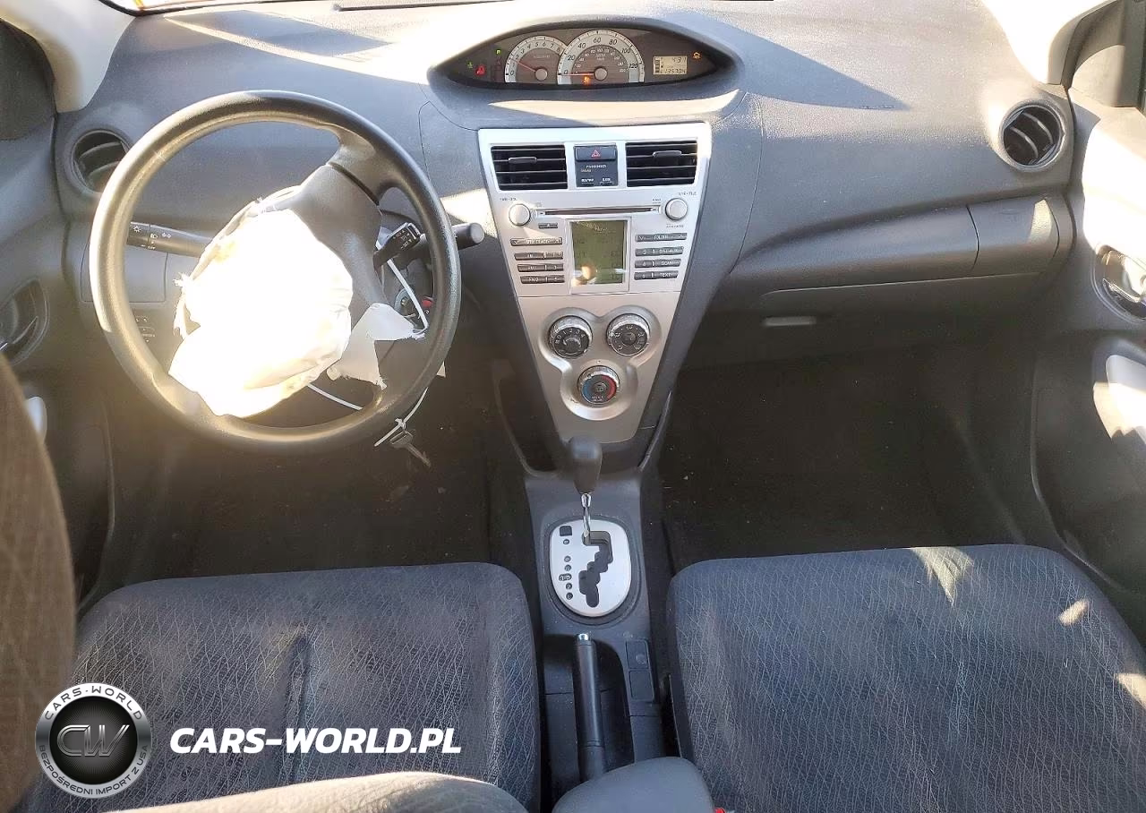 2007 Toyota Yaris Base VIN:JTDBT923271153897 - 8