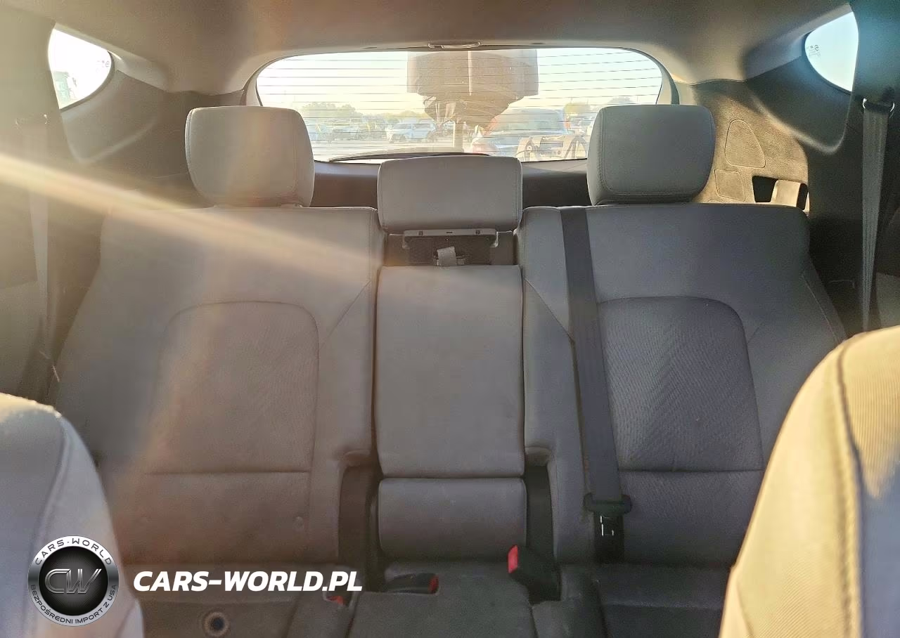 2014 Hyundai Santa Fe Sport 2.4L VIN:5XYZU3LB5EG158510 - 10