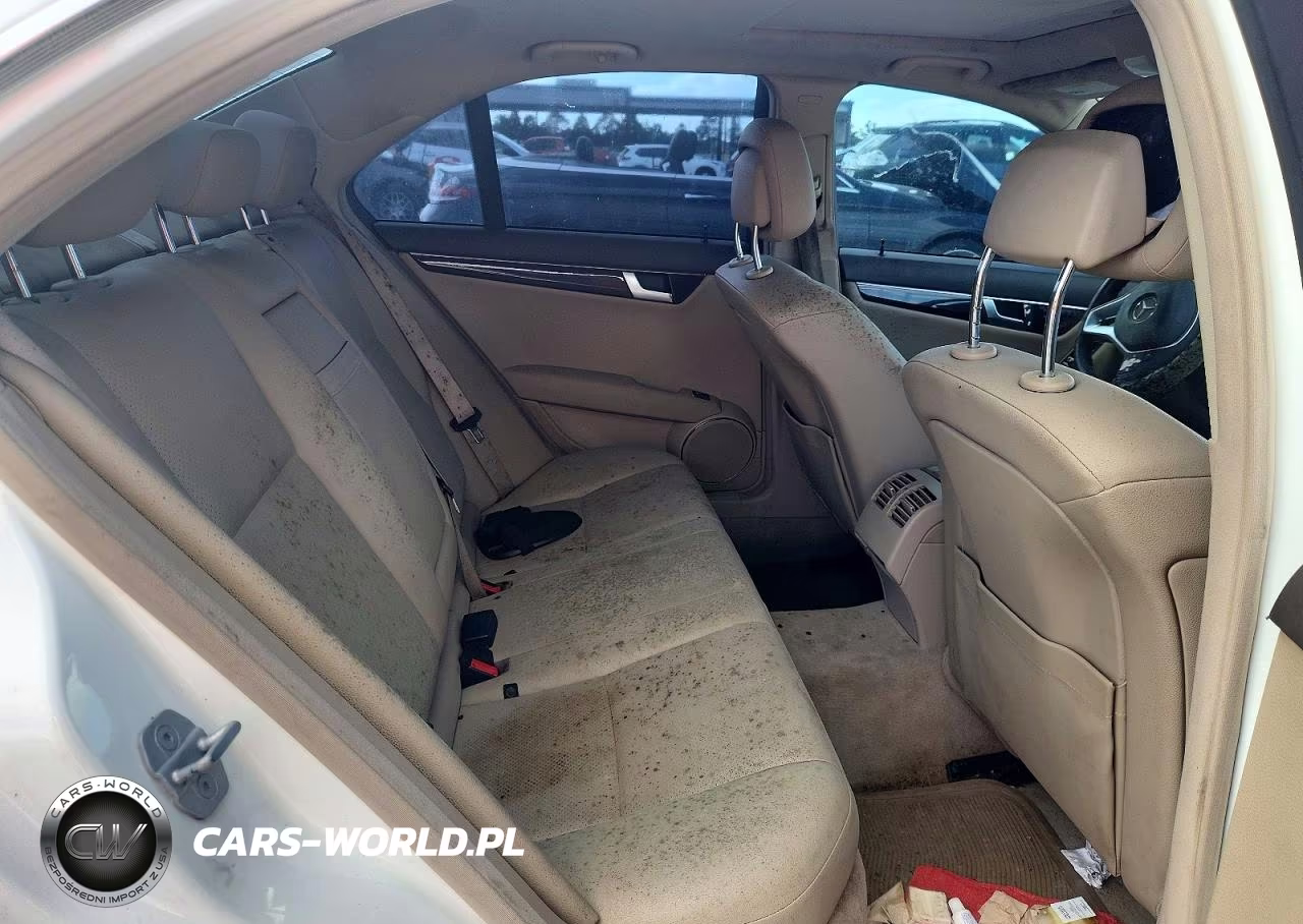 2012 Mercedes-Benz C 250 VIN:WDDGF4HB5CA605159 - 10
