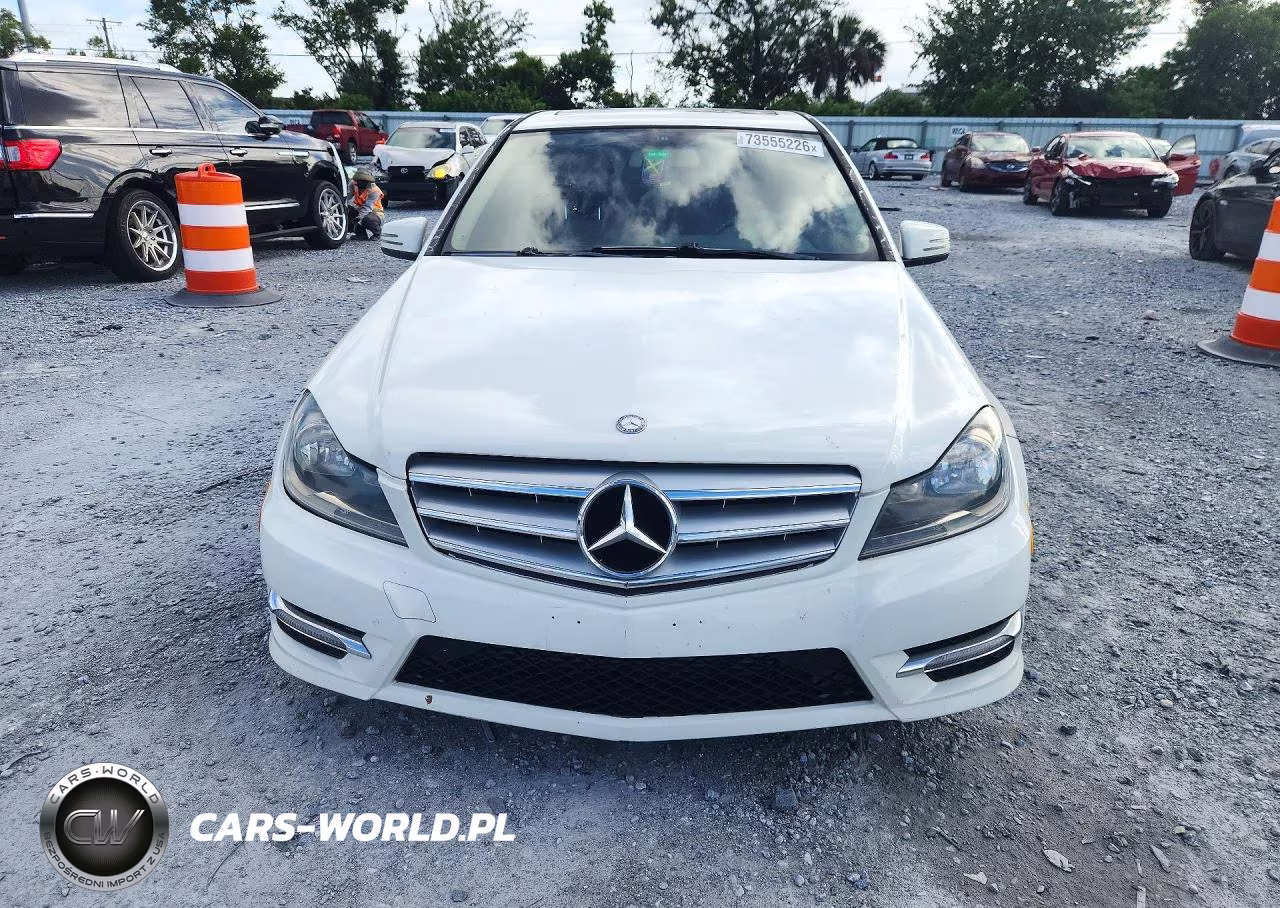 2012 Mercedes-Benz C 250 VIN:WDDGF4HB5CA605159 - 5