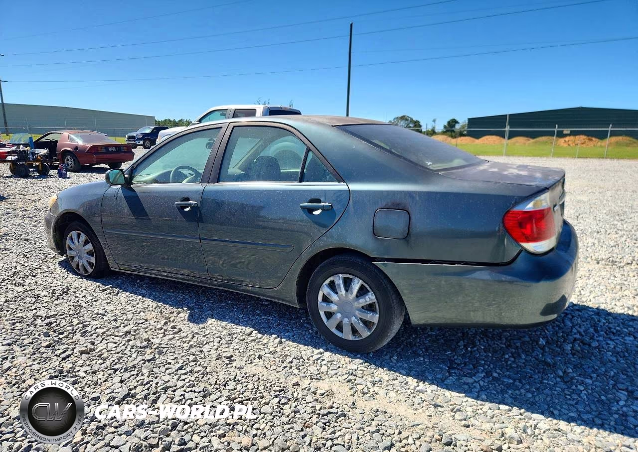 2005 Toyota Camry Le VIN:4T1BE32K25U404102 - 2