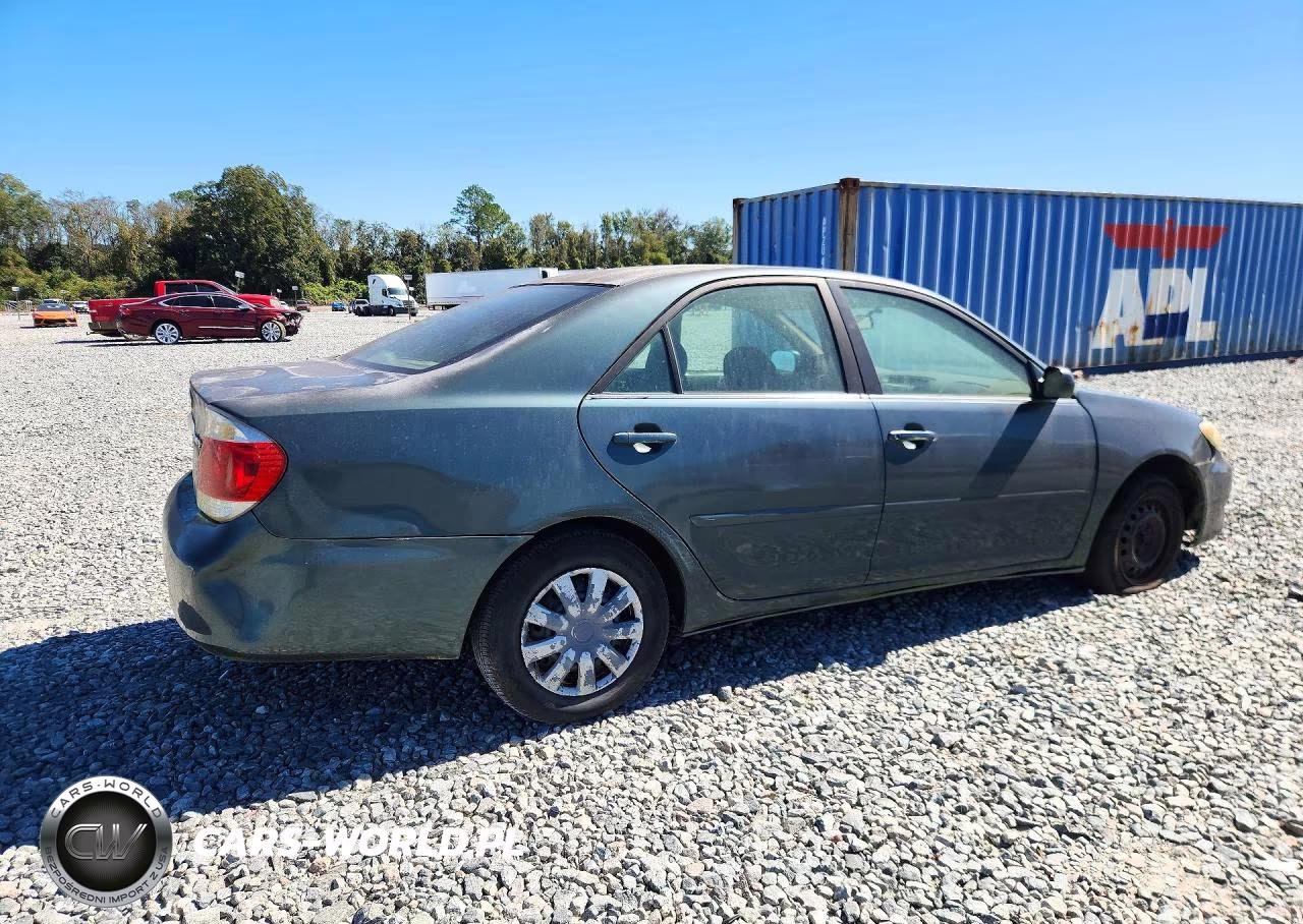 2005 Toyota Camry Le VIN:4T1BE32K25U404102 - 3