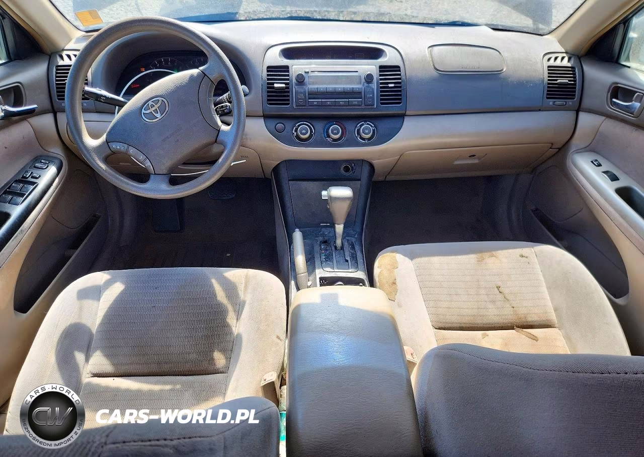 2005 Toyota Camry Le VIN:4T1BE32K25U404102 - 8