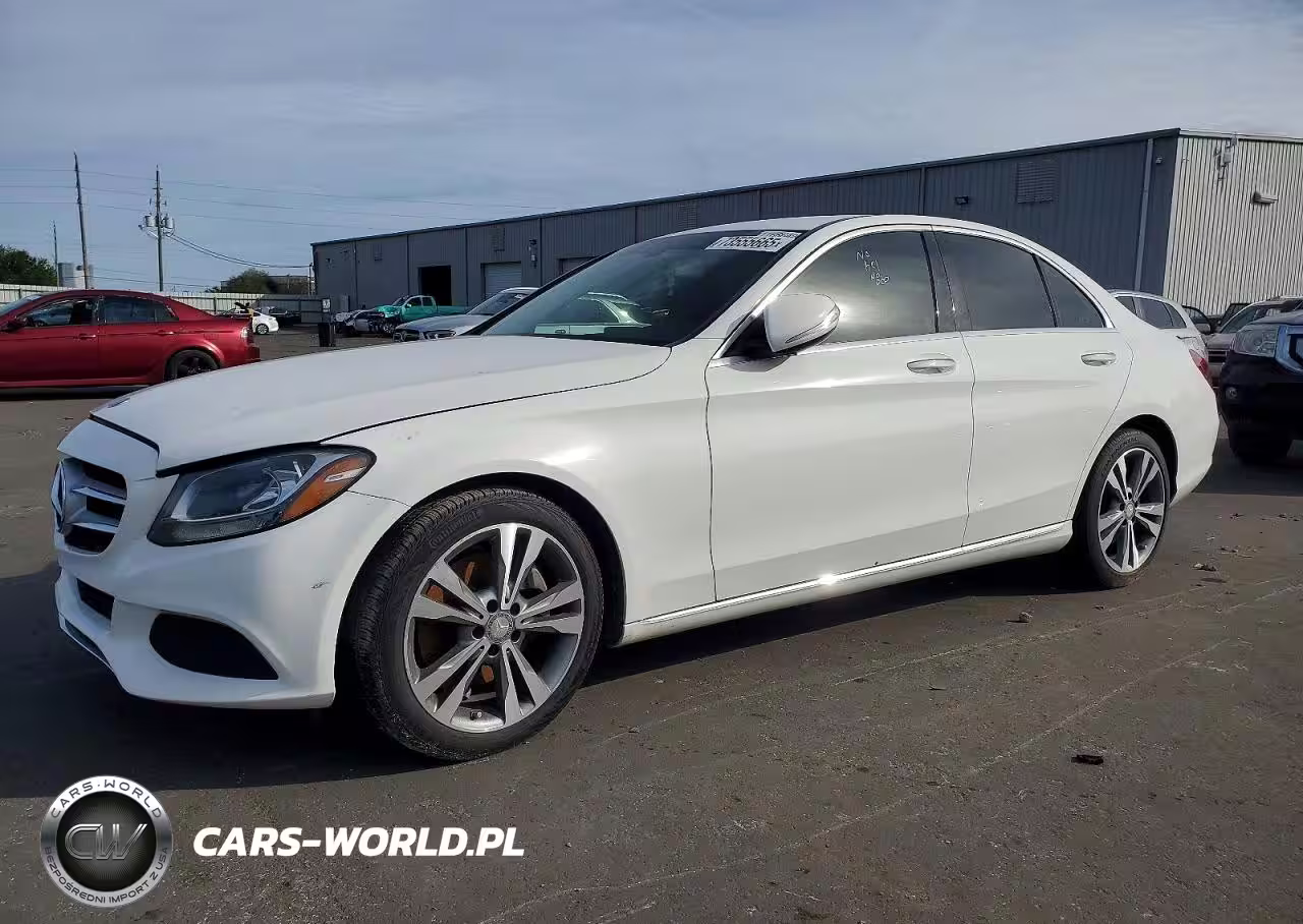 2015 Mercedes-Benz C 300