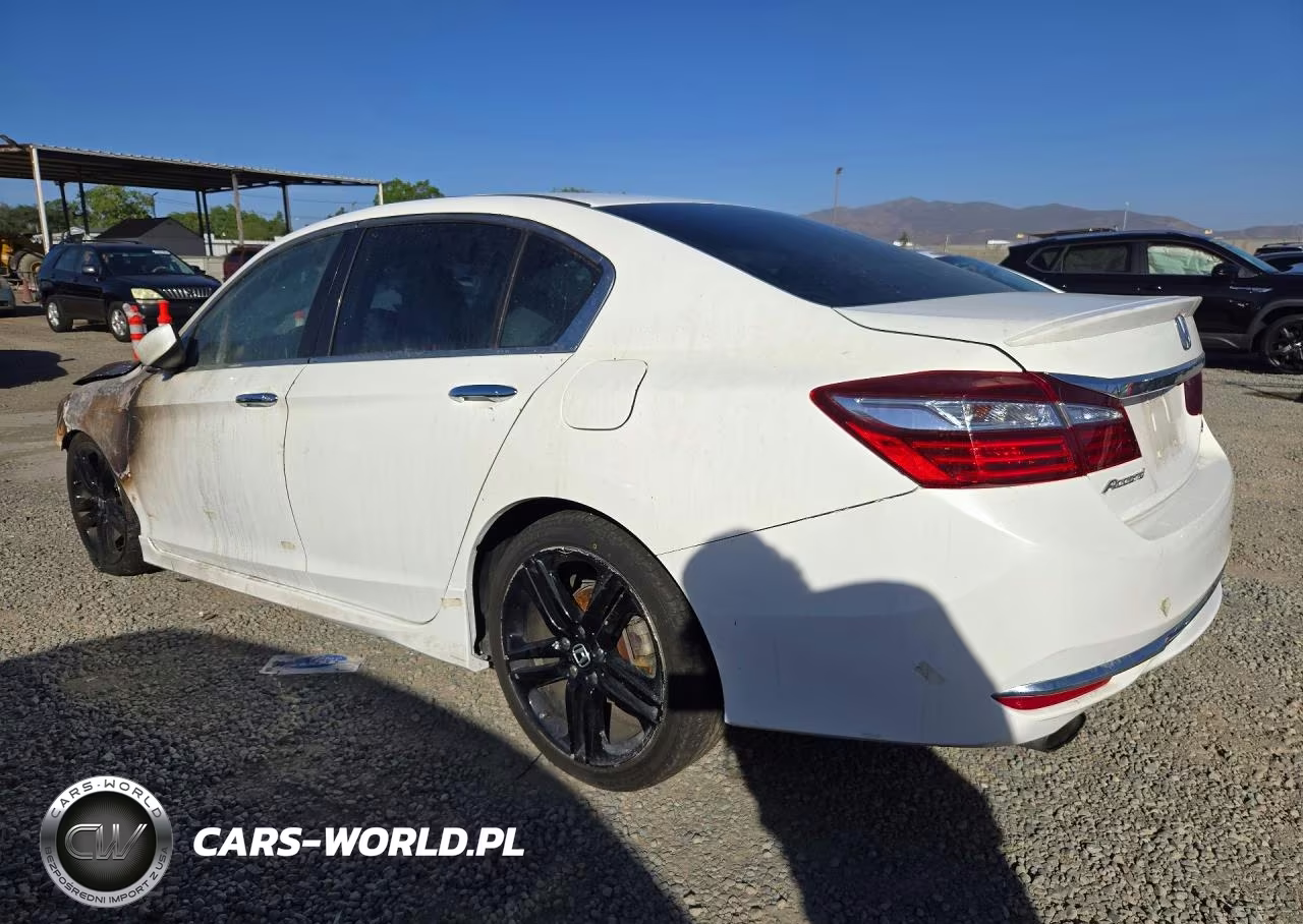 2017 Honda Accord Sport VIN:1HGCR2F52HA305833 - 2
