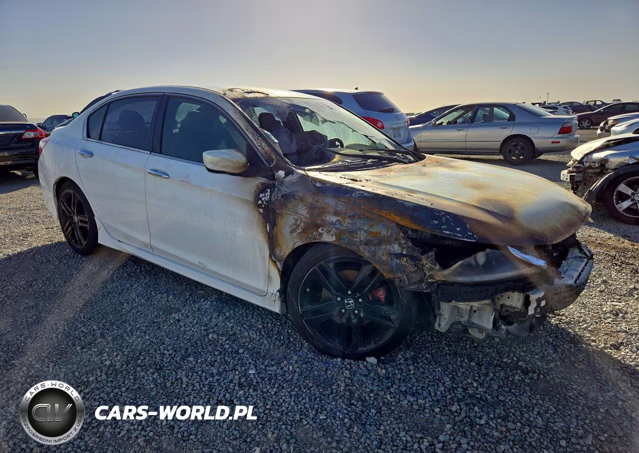 2017 Honda Accord Sport VIN:1HGCR2F52HA305833 - 4