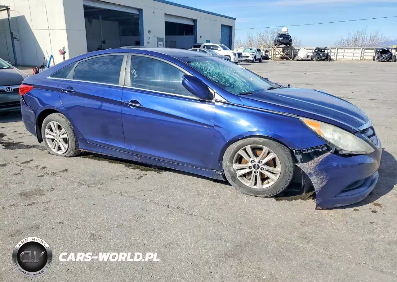 2012 Hyundai Sonata Gls VIN:5NPEB4AC7CH484840 - 4