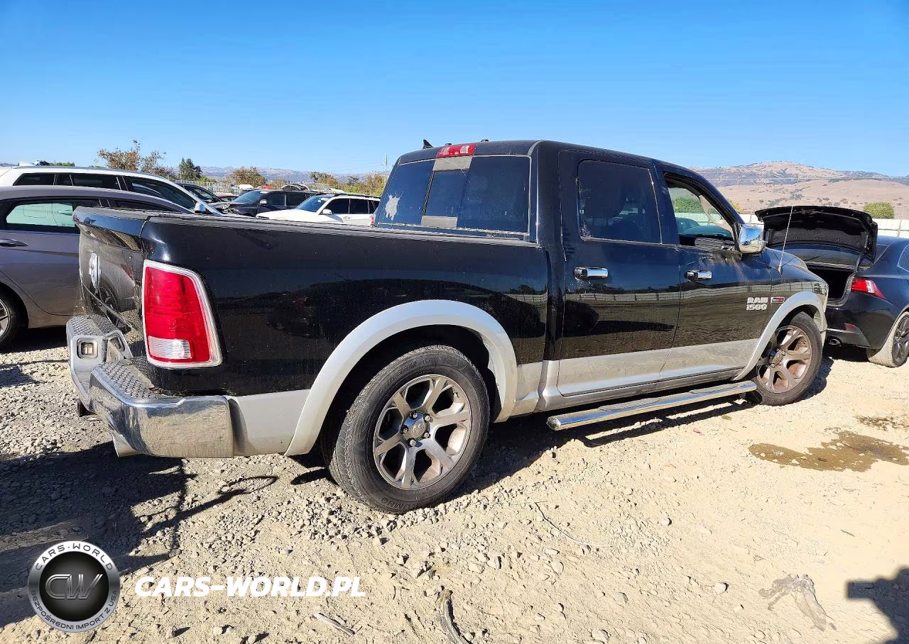 2014 Ram 1500 Laramie VIN:1C6RR6NM8ES382454 - 3