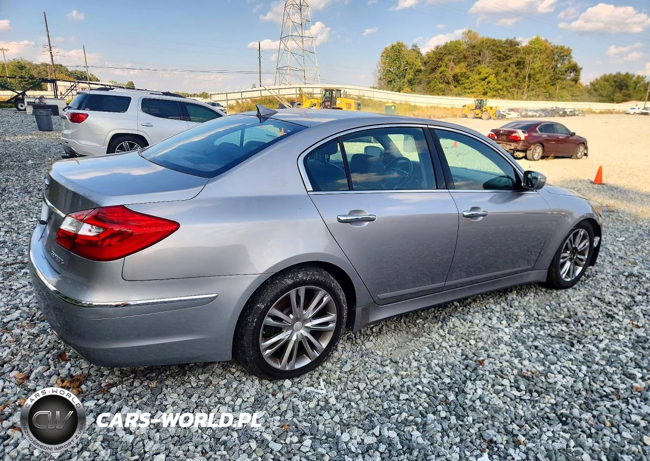 2012 Hyundai Genesis 3.8L VIN:KMHGC4DD7CU158113 - 3