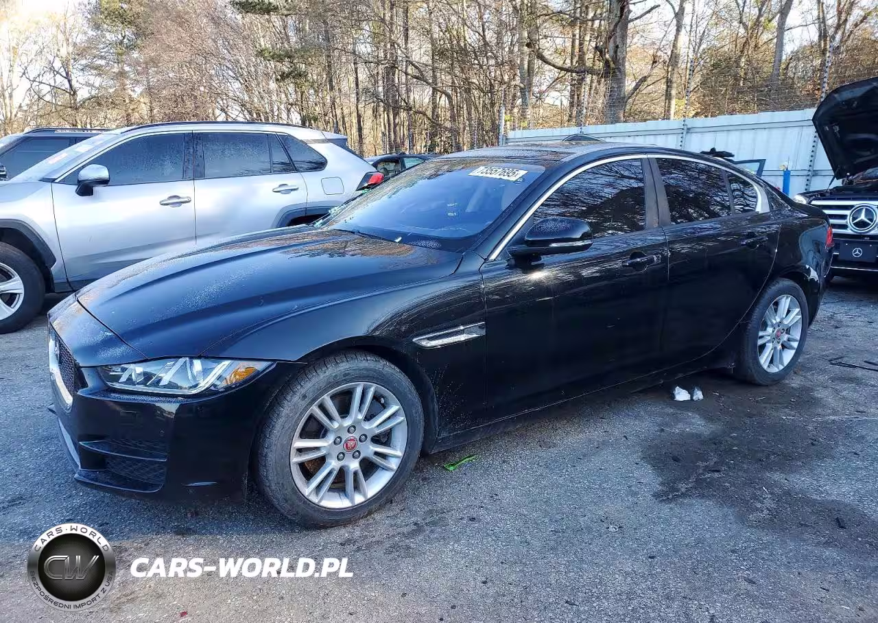 2018 Jaguar Xe Premium